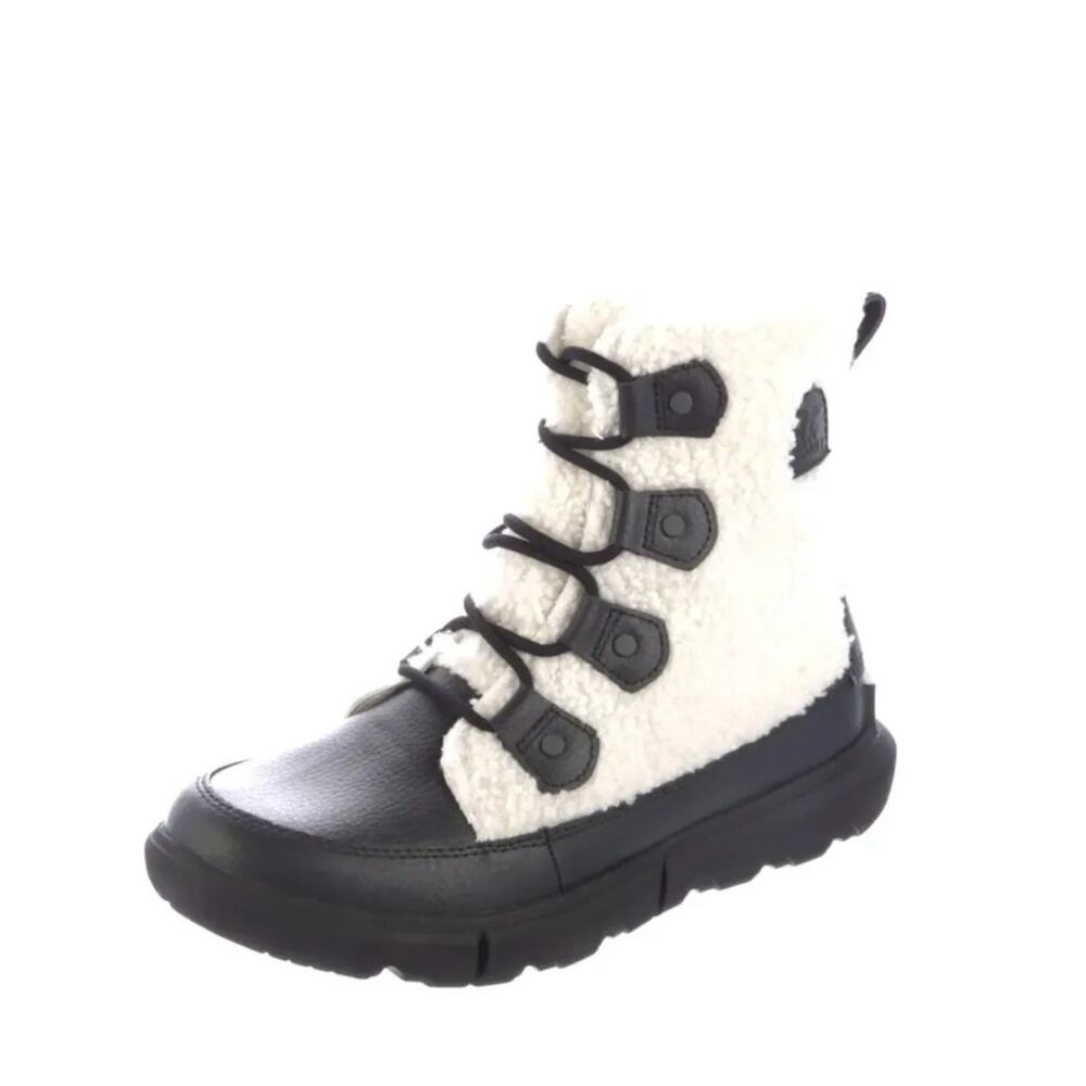 Sorel 7.5 Explorer Joan $140 Fuzzy Faux Fur Winter Boot Waterproof White Black